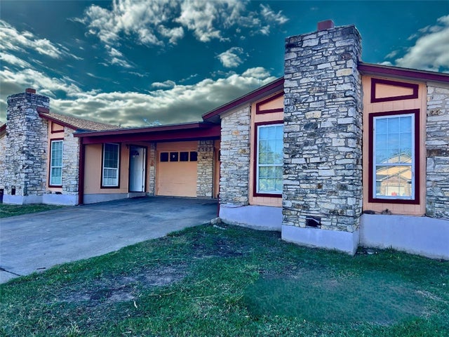 2305 S Bagdad Road, Leander