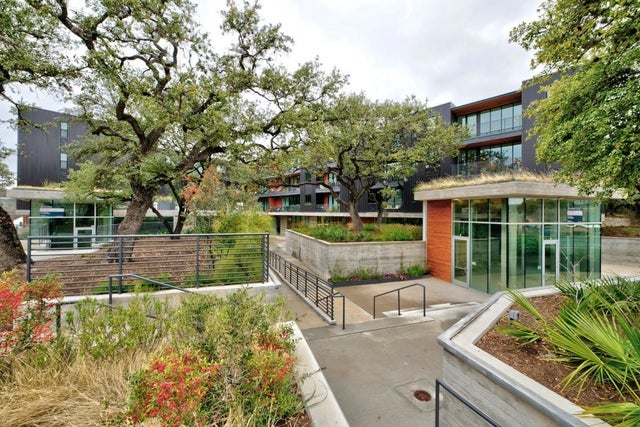 900 S 1st Street 218, Austin