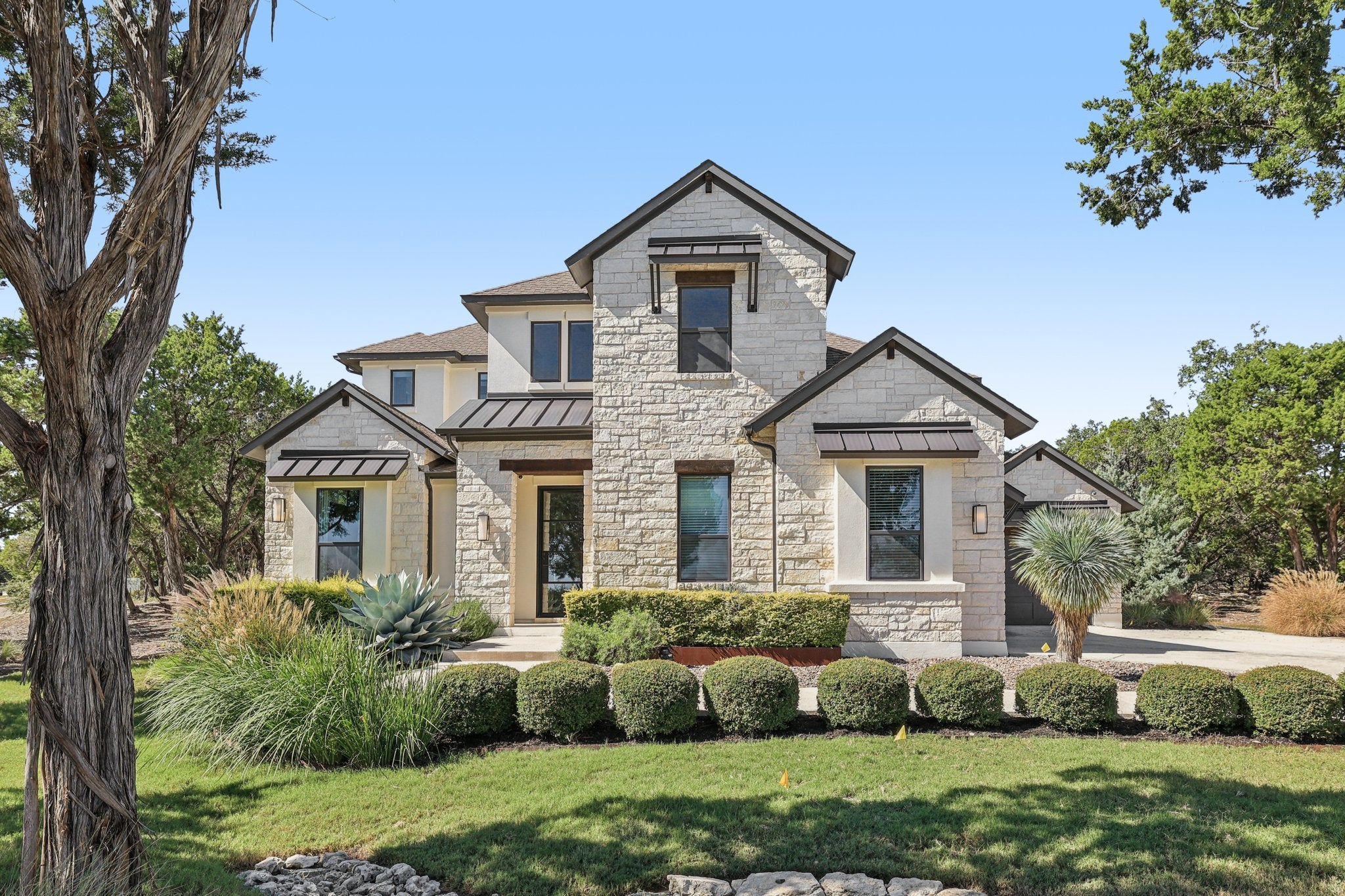 Photo of Listing #4441813