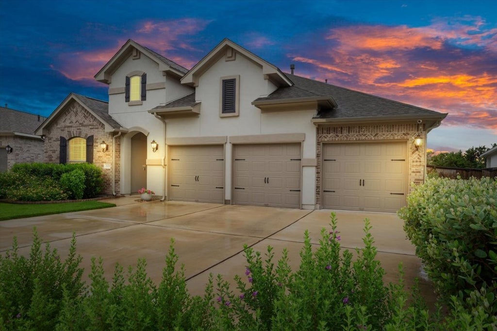 3128 Desert Shade Bend, Leander