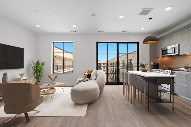 4315 S Congress Avenue 424, Austin