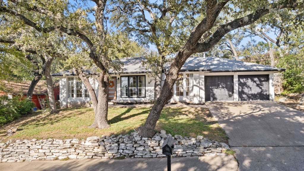 8007 Keneshaw Drive, Austin