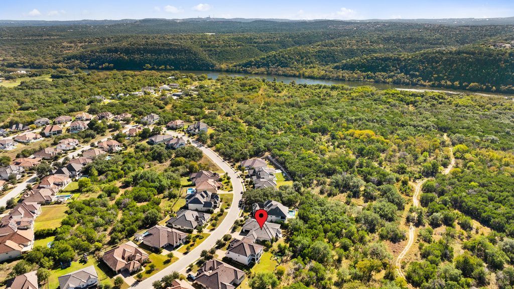 916 Morning Moon Circle, Austin