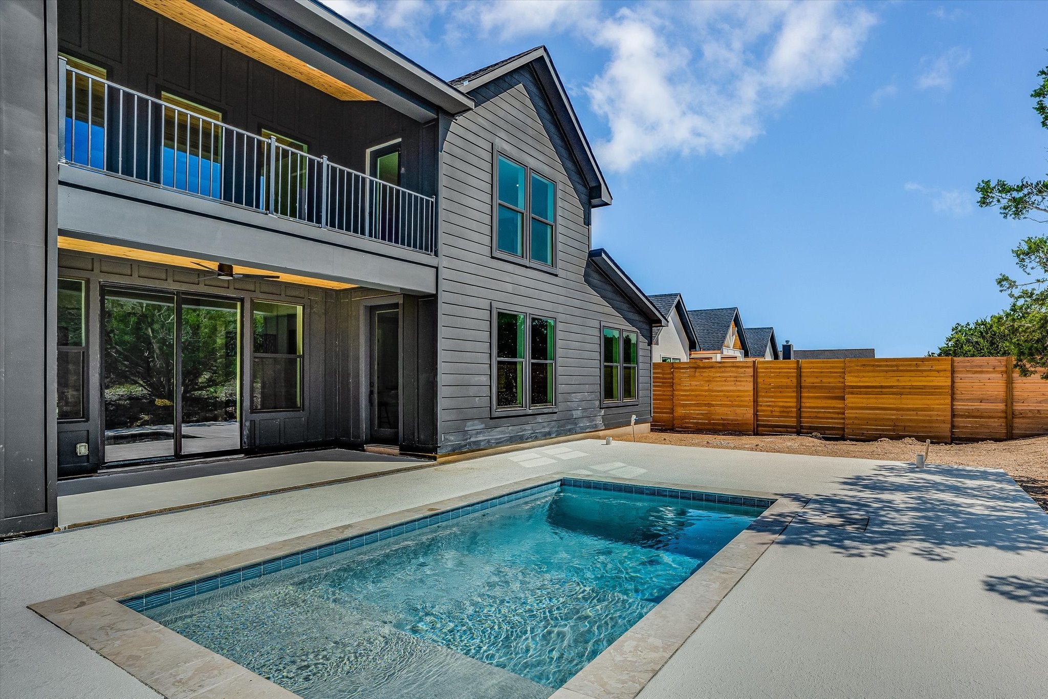 Photo of Listing #9597782