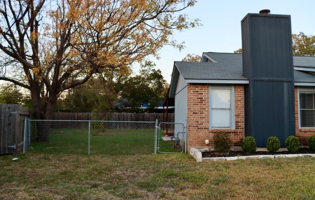 1204 Melbourne Lane, Round Rock