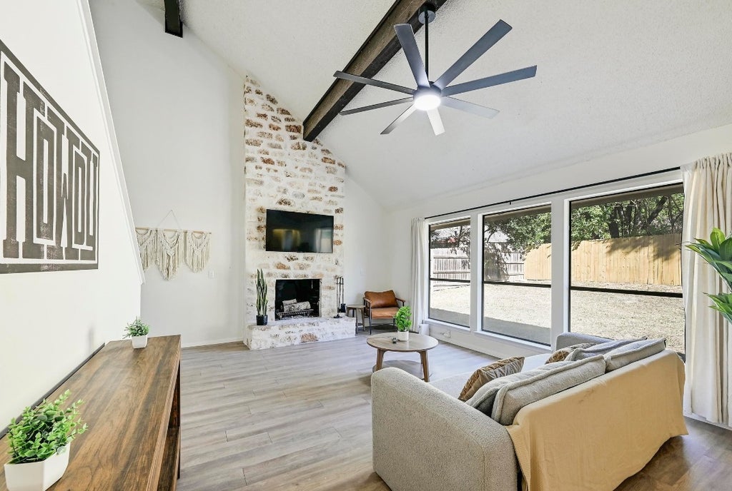 7107 Teaberry Drive, Austin