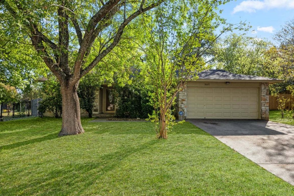 9317 Independence Loop, Austin