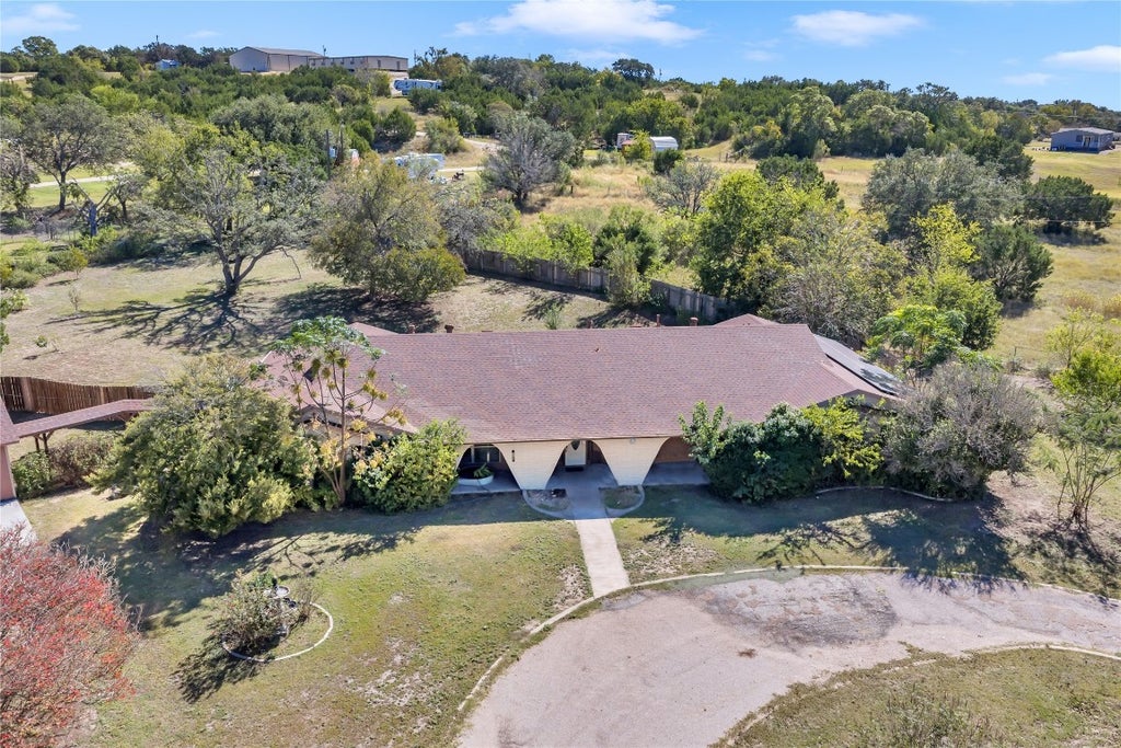 313 Geneva Lane, Burnet