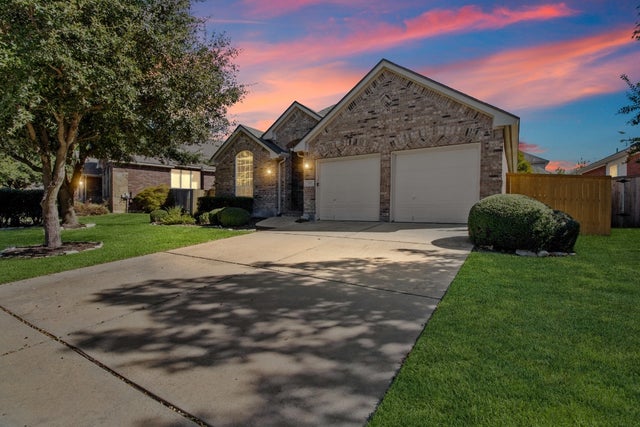 765 Bent Wood Place, Round Rock