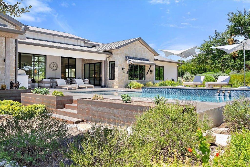 15236 Grumbles Lane, Austin