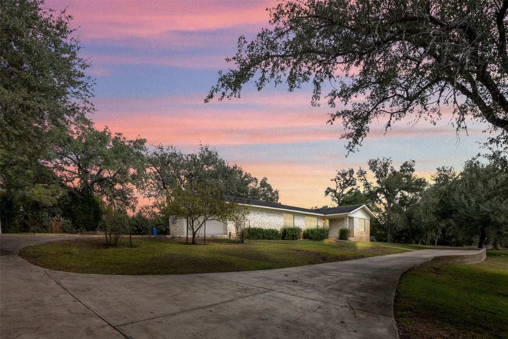 9504 Flintrock Circle, Austin