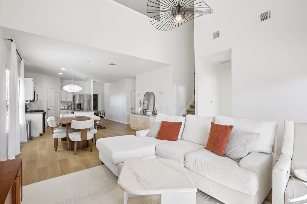 6609 Kauai Lane, Austin