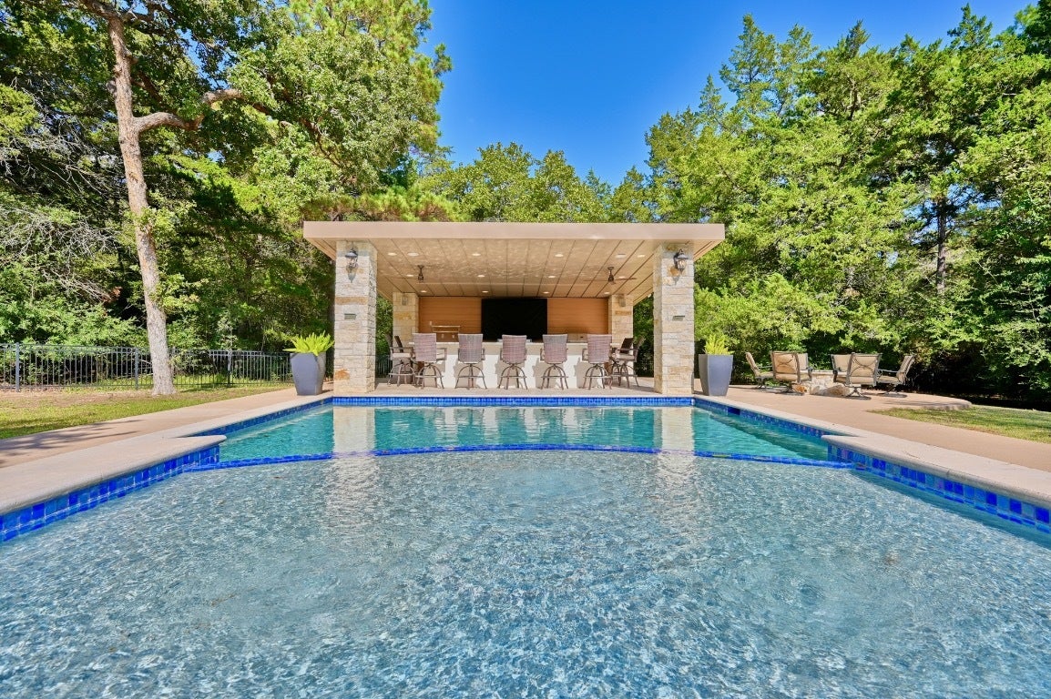 Photo of Listing #4330797