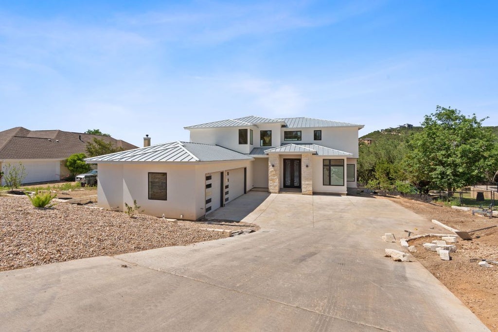 8128 Beauregard Drive, Leander