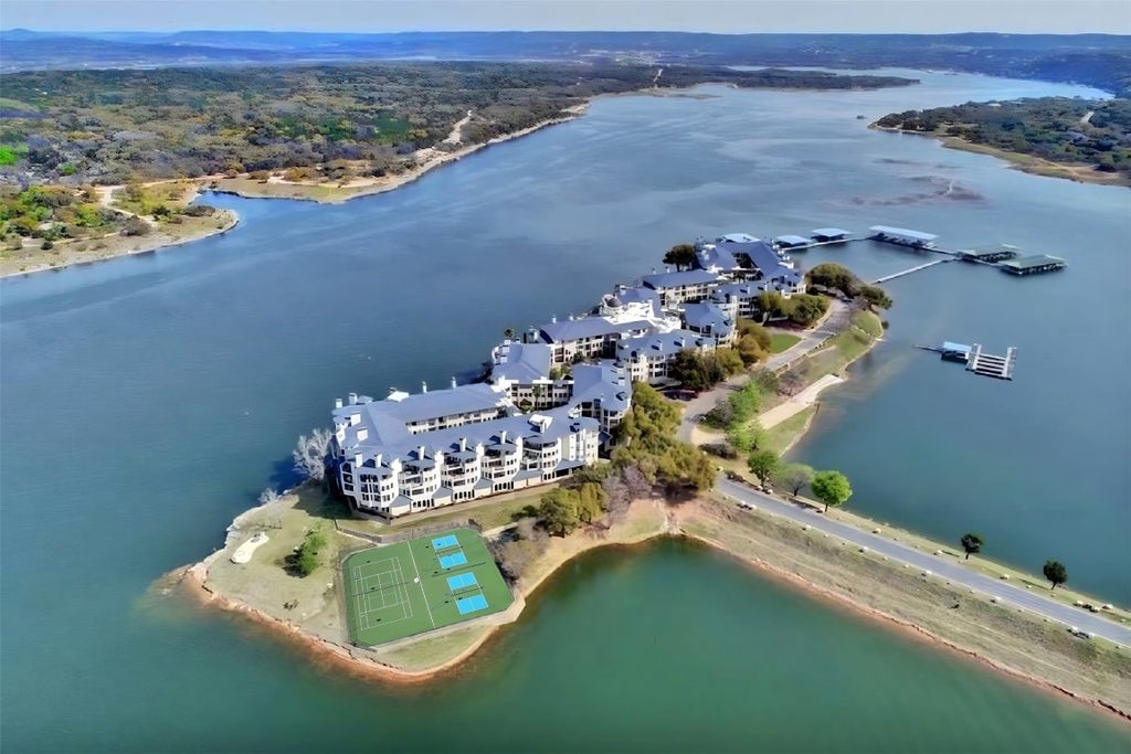 3404 American Drive 3206, Lago Vista