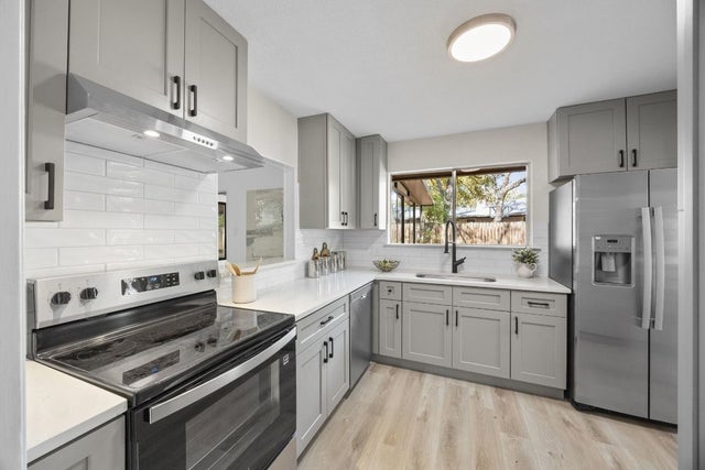 202 S Lake Creek Drive, Round Rock