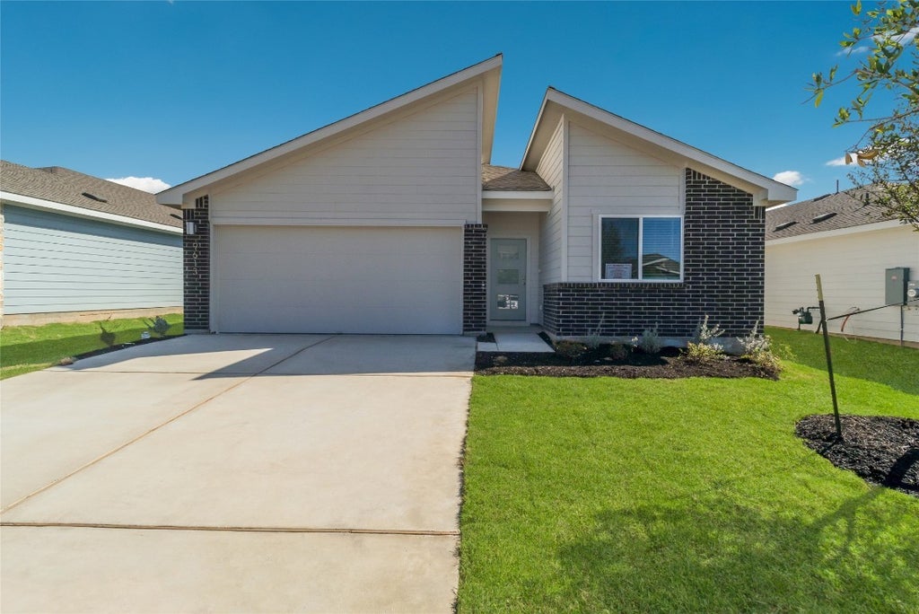 9513 Oxbow Strap Drive, Austin