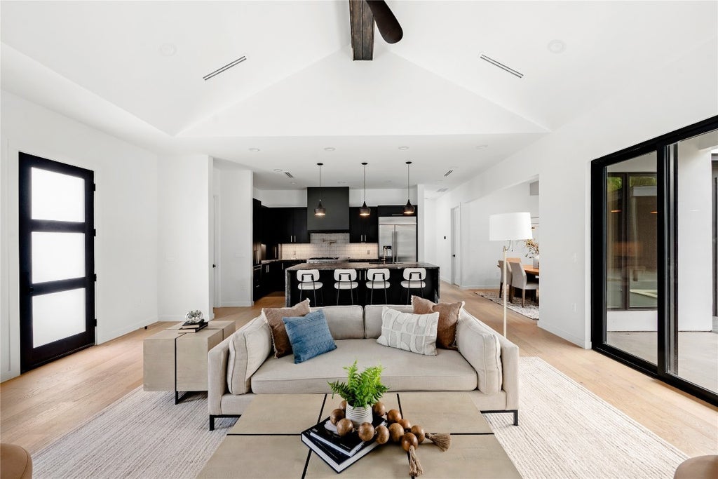 1803 Palo Duro Road, Austin