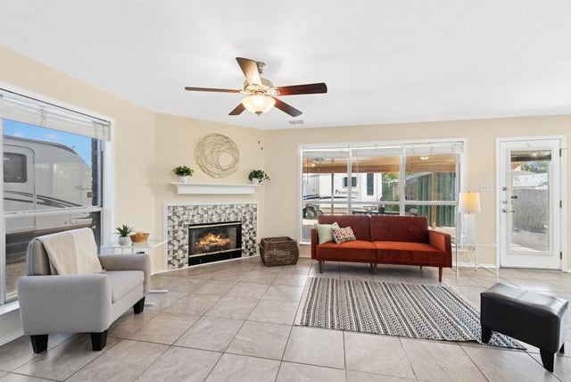 7201 Proud Panda Drive, Del Valle