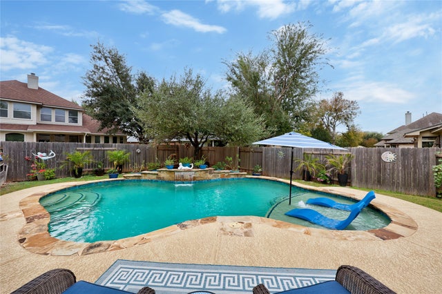 1102 Rowley Drive, Cedar Park