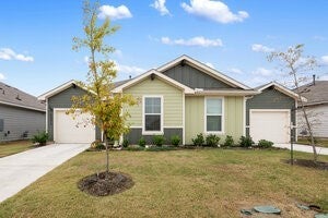 549 Arnold Loop A, Kyle