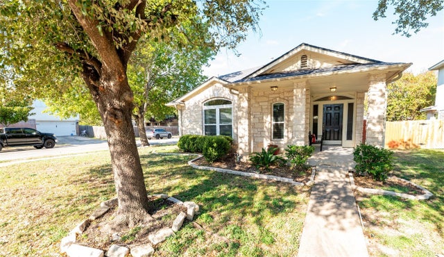 1416 Roxannes Run, Pflugerville