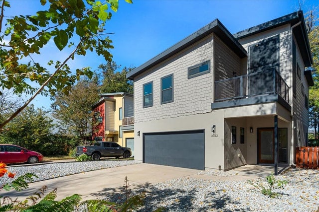 2022 E 2nd Street, Austin