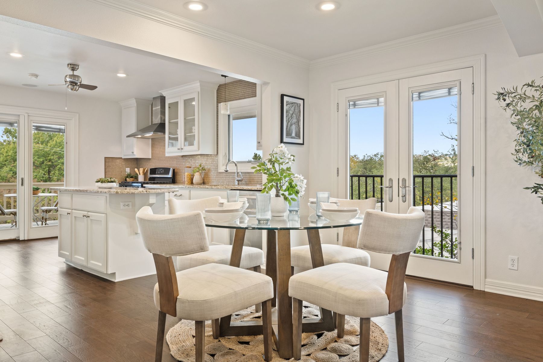 Photo of Listing #4913789