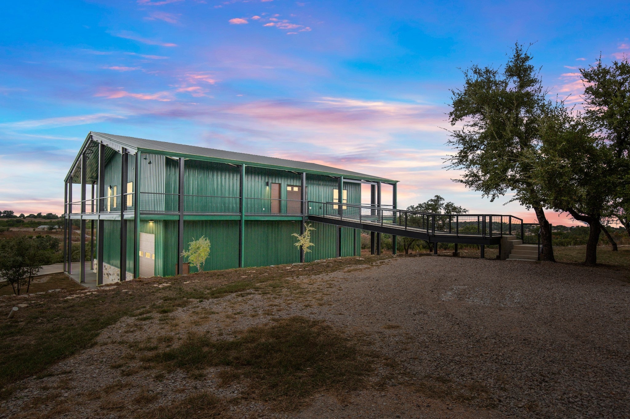 Photo of Listing #4220055