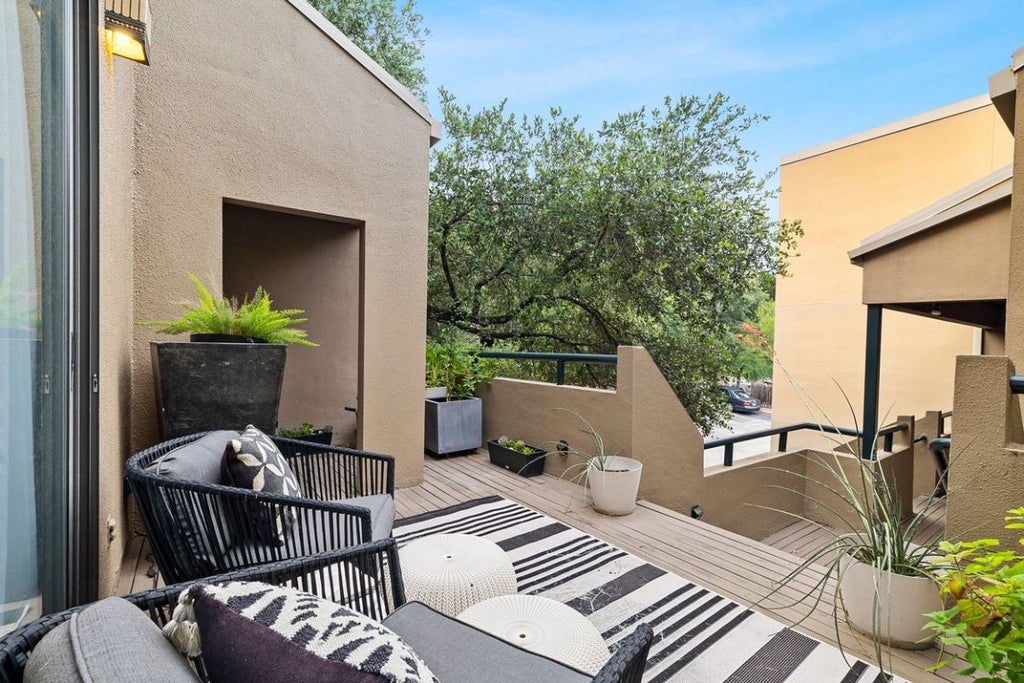 1707 Spyglass Drive 123, Austin