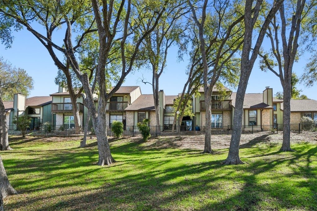 1706 Timber Ridge Drive, Austin
