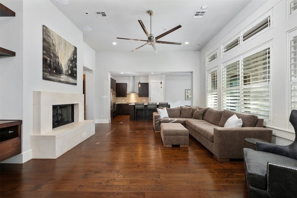 6009 Woodcrest Drive, Austin