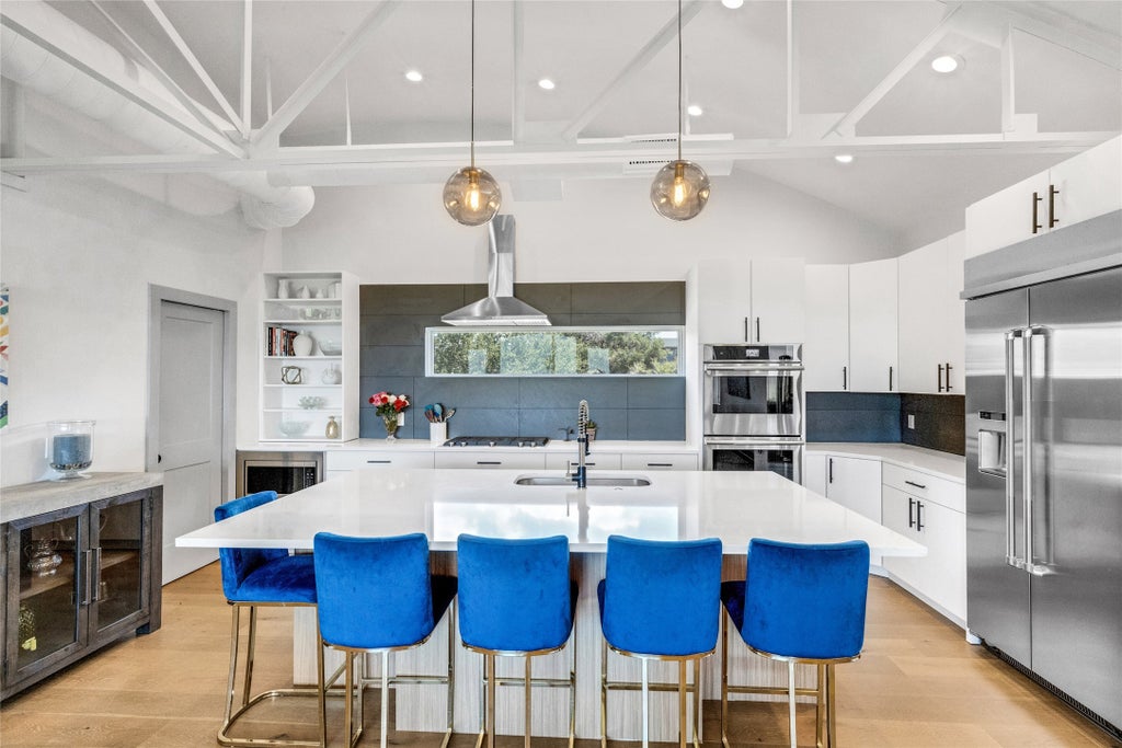 4227 Eck Lane, Austin