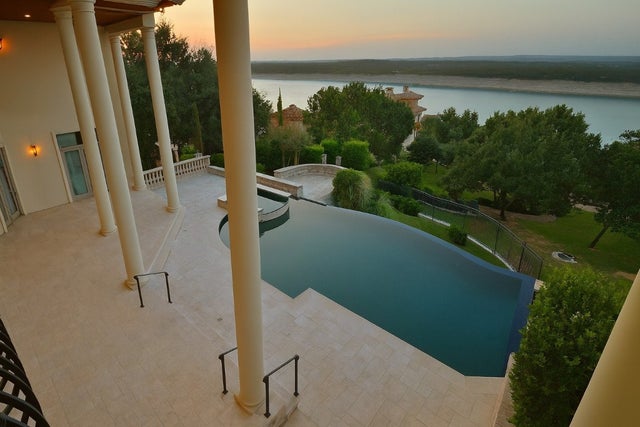 217 Bella Riva Drive, Austin