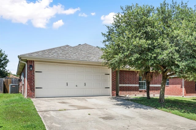 109 Calcite Lane, Jarrell