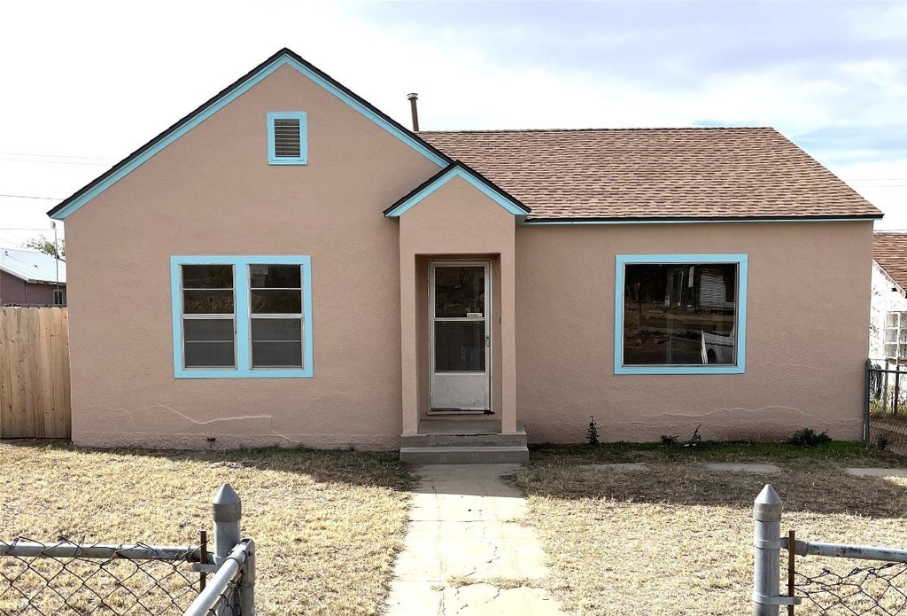 608 S Bell Street, Big Spring