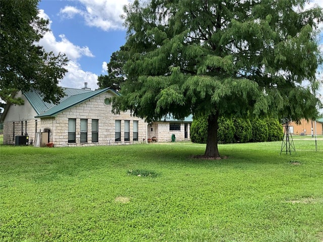 116 Shore Front Drive, Bastrop