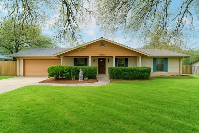 1008 Dove Drive, Manchaca