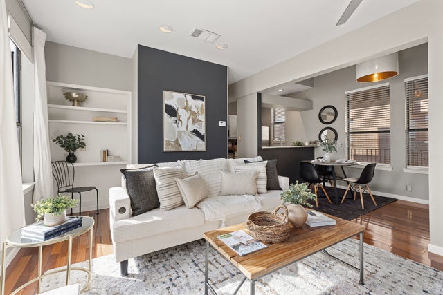 611 E 45th Street 25, Austin