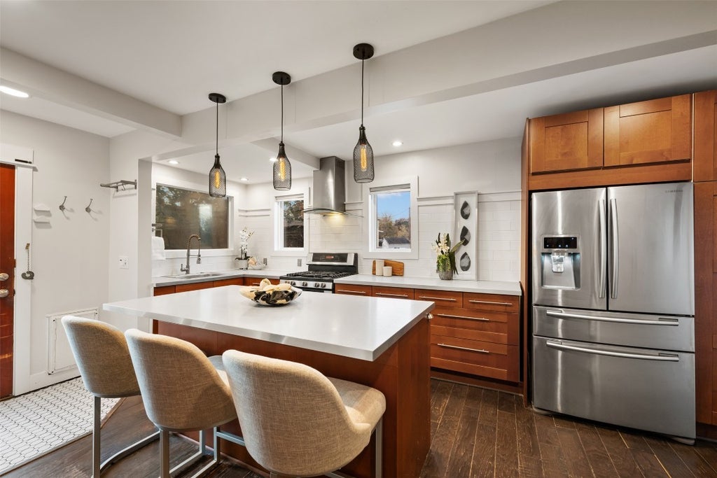 2204 Chestnut Avenue, Austin