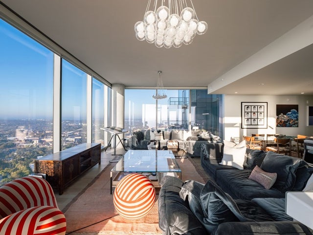 44 East Avenue 3906, Austin