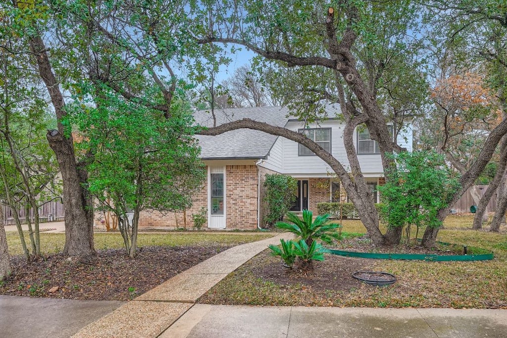 11101 Country Knoll, Austin