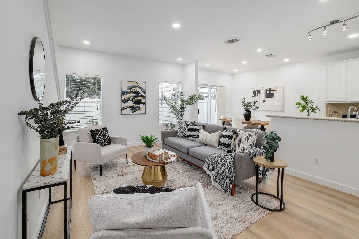 Photo of Listing #3491839