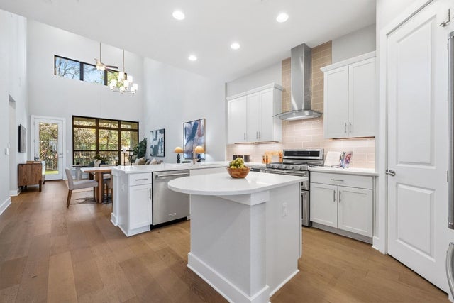 4323 Spicewood Springs Road 9, Austin