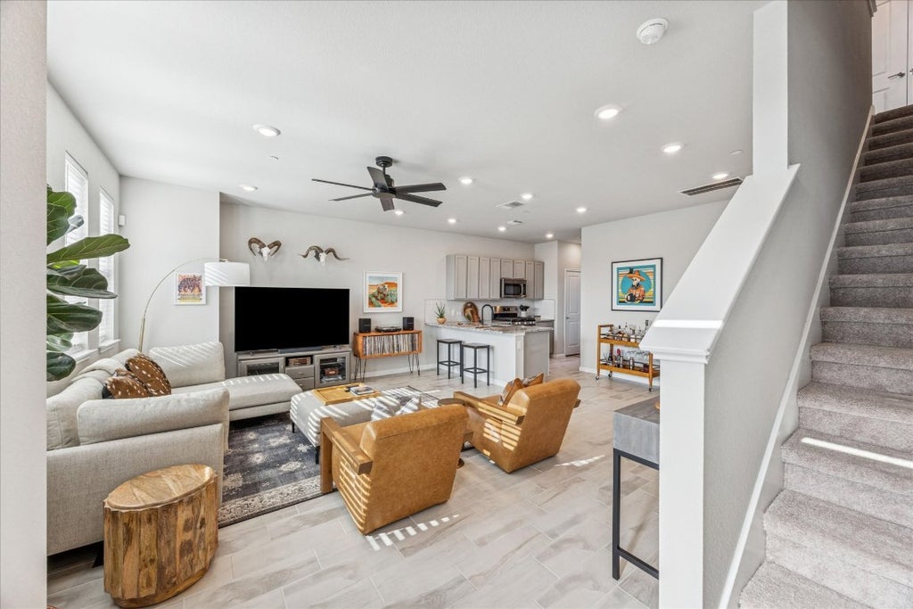 9015 Cattle Baron Path 1002, Austin