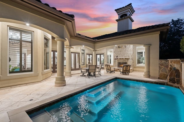 504 Black Wolf Run, Lakeway