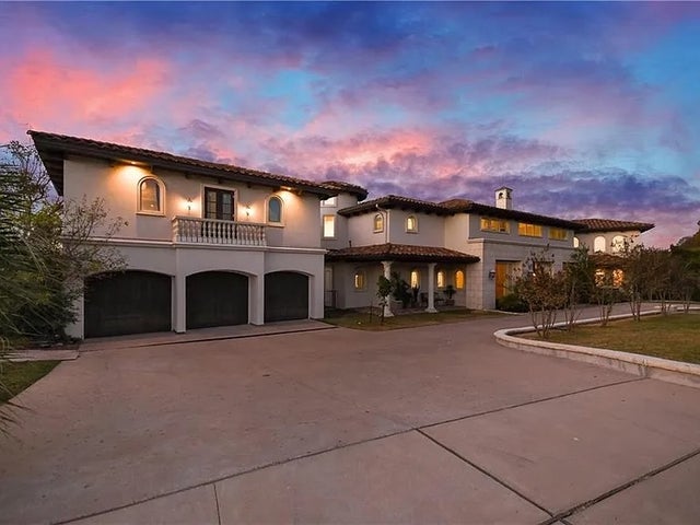 2204 Canonero Drive, Austin