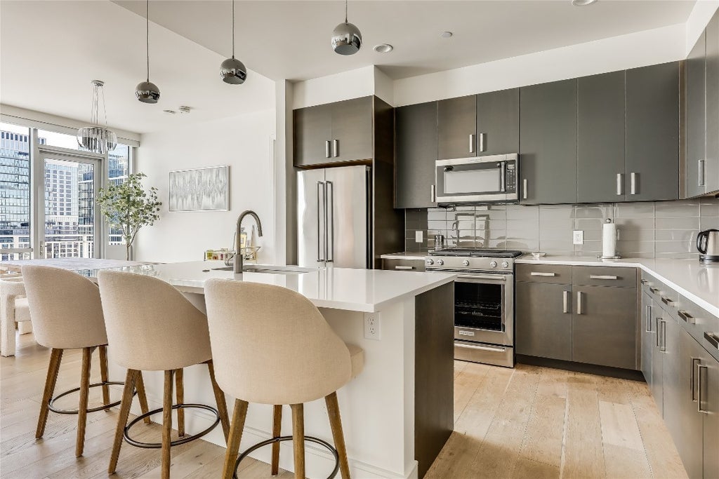 222 West Avenue 2413, Austin