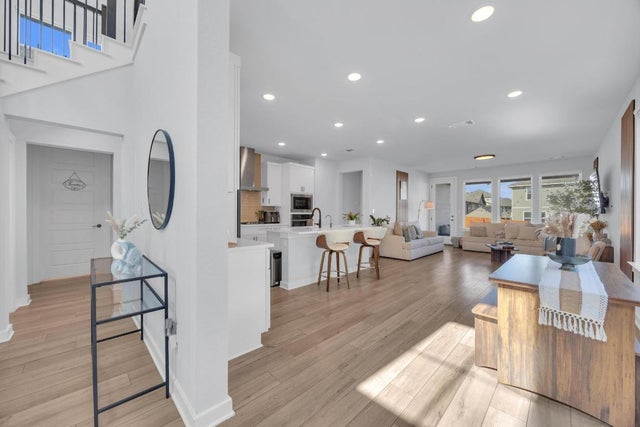 6404 E Mallord Brook Bend, Buda