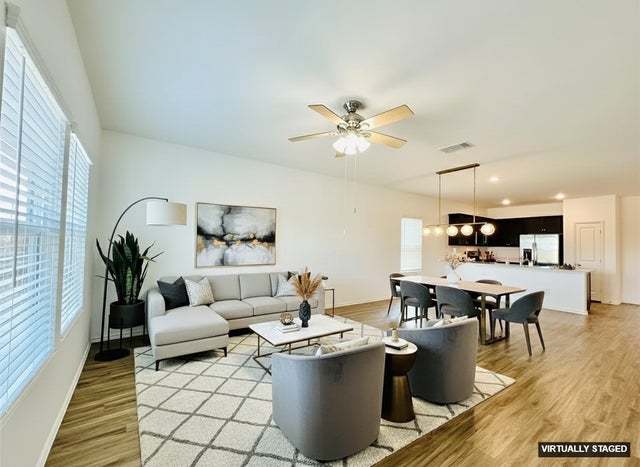 13410 Mussel Run, Elgin